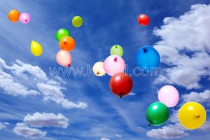 Gökyüzü- Uçan Renkli Balonlar