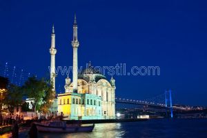 Ortaköy Cami